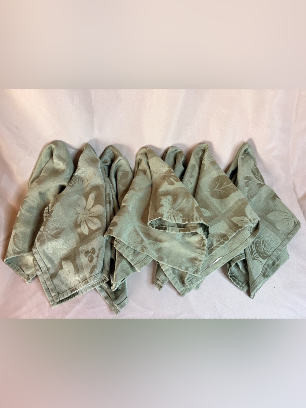 Set of 7 Sage Green Damask Cloth Napkins Leaves Acorns Pinecones Autumn 17x16